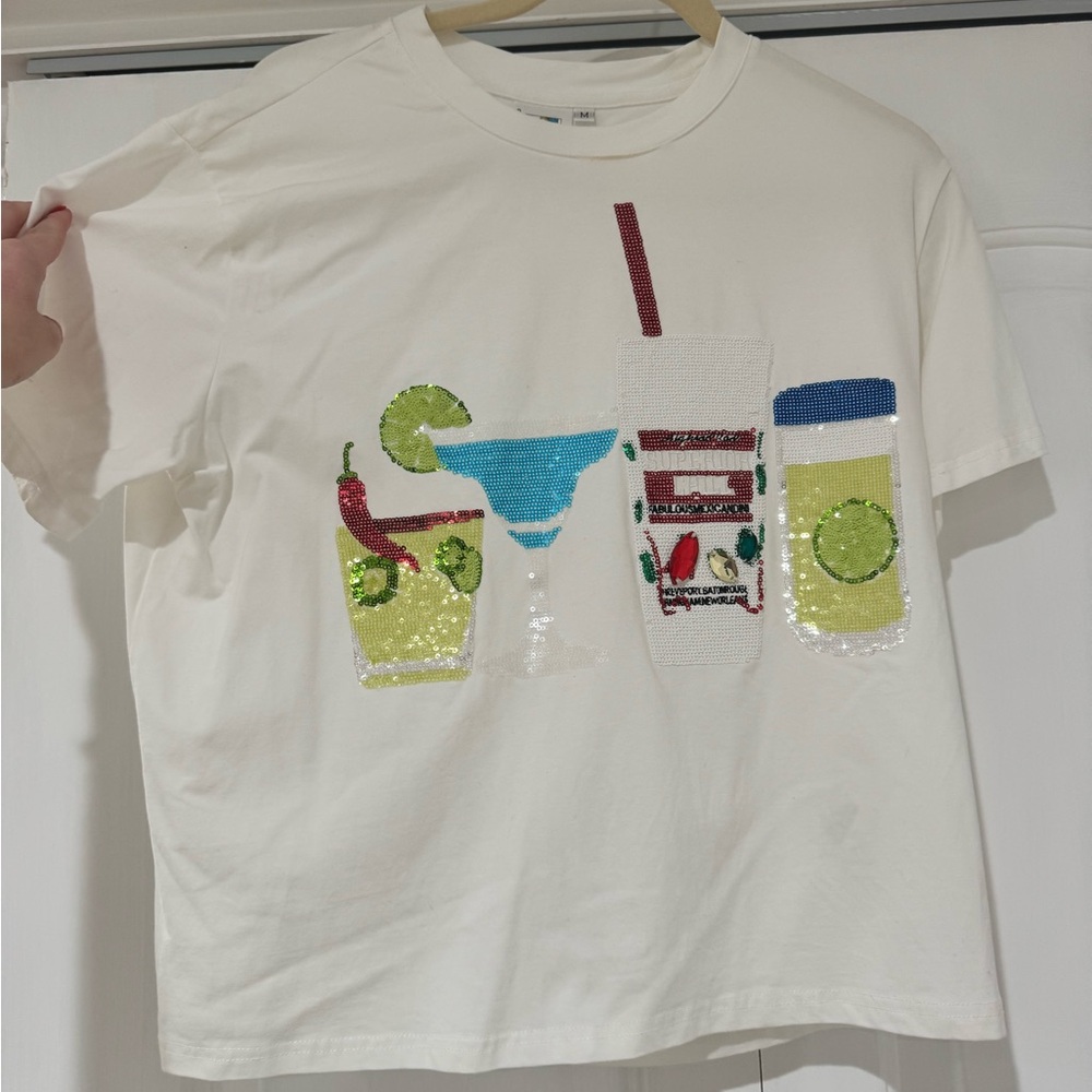 Queen of Sparkles. Margarita Top. Used. Good condition.